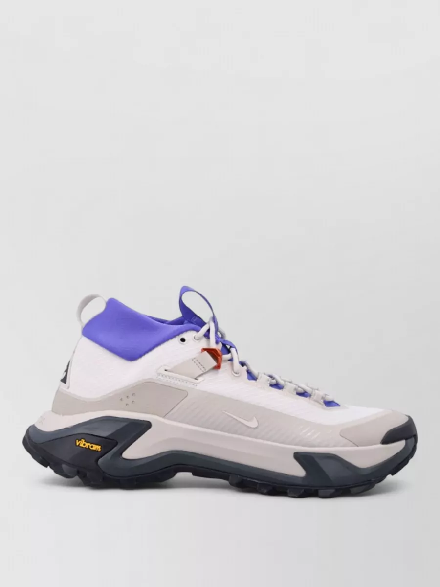 Nike High-Top Hiking Boots