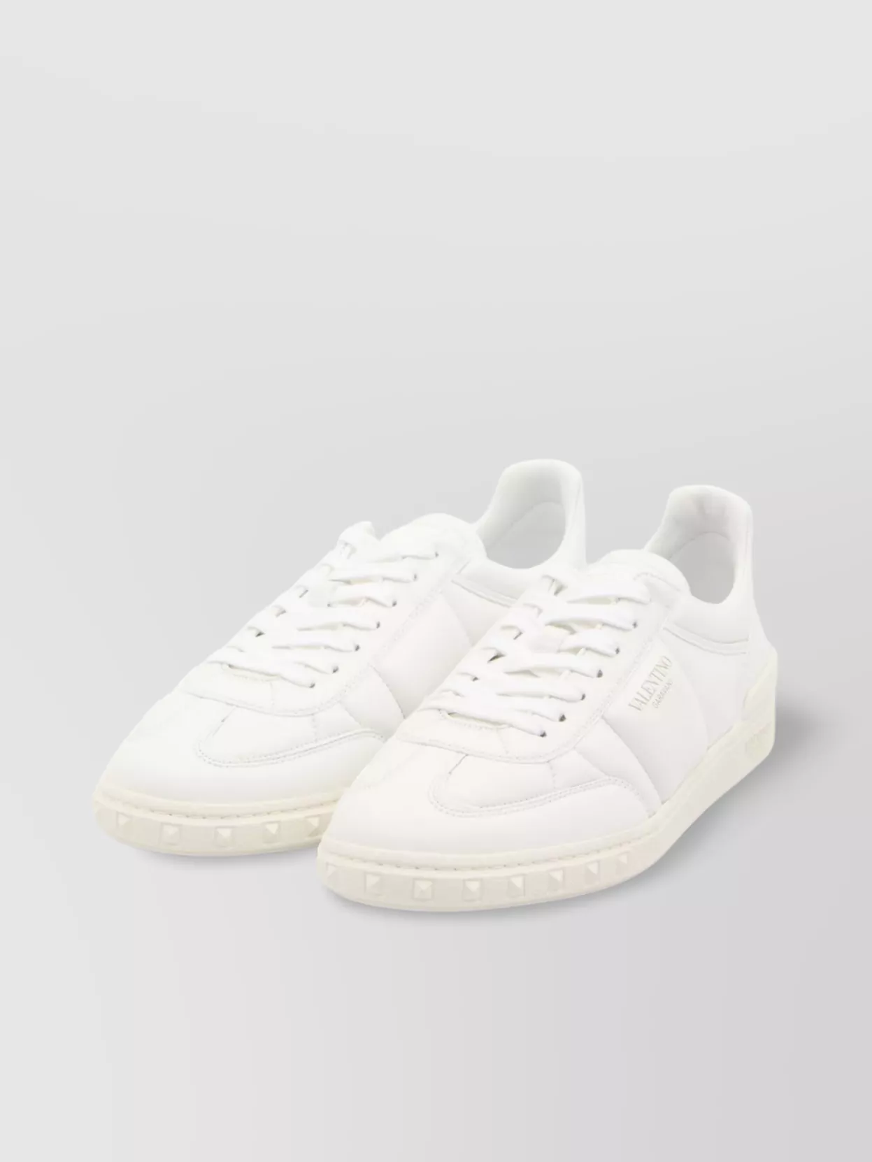 Valentino Garavani Low-Top Sneakers Studs Adorned Rubber Sole Customized
