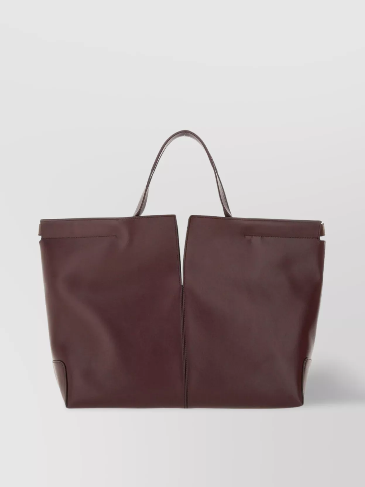 ハンドバッグ TOD'S Leather handbag with frontal logo patch Tod's Leather handbag with frontal logo patch | wananluxury