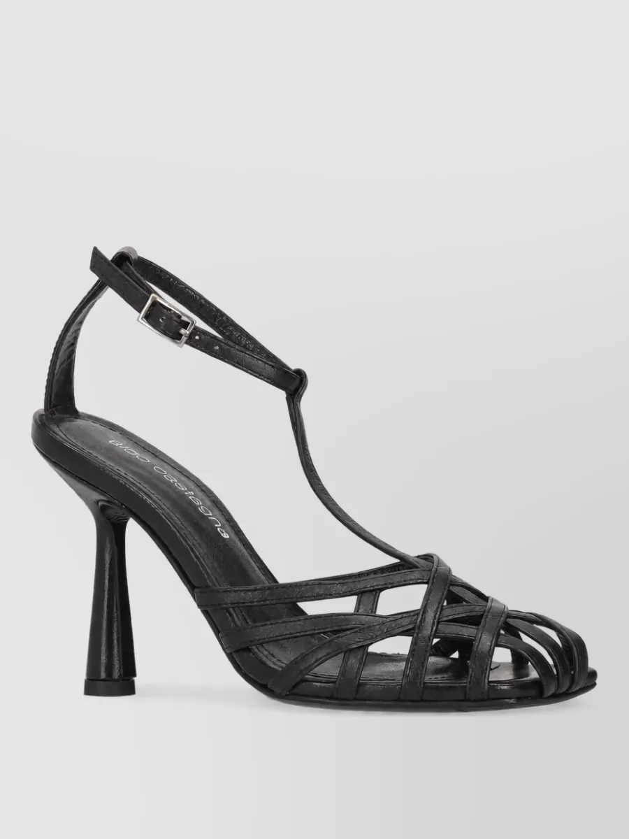 La Rose Pumps