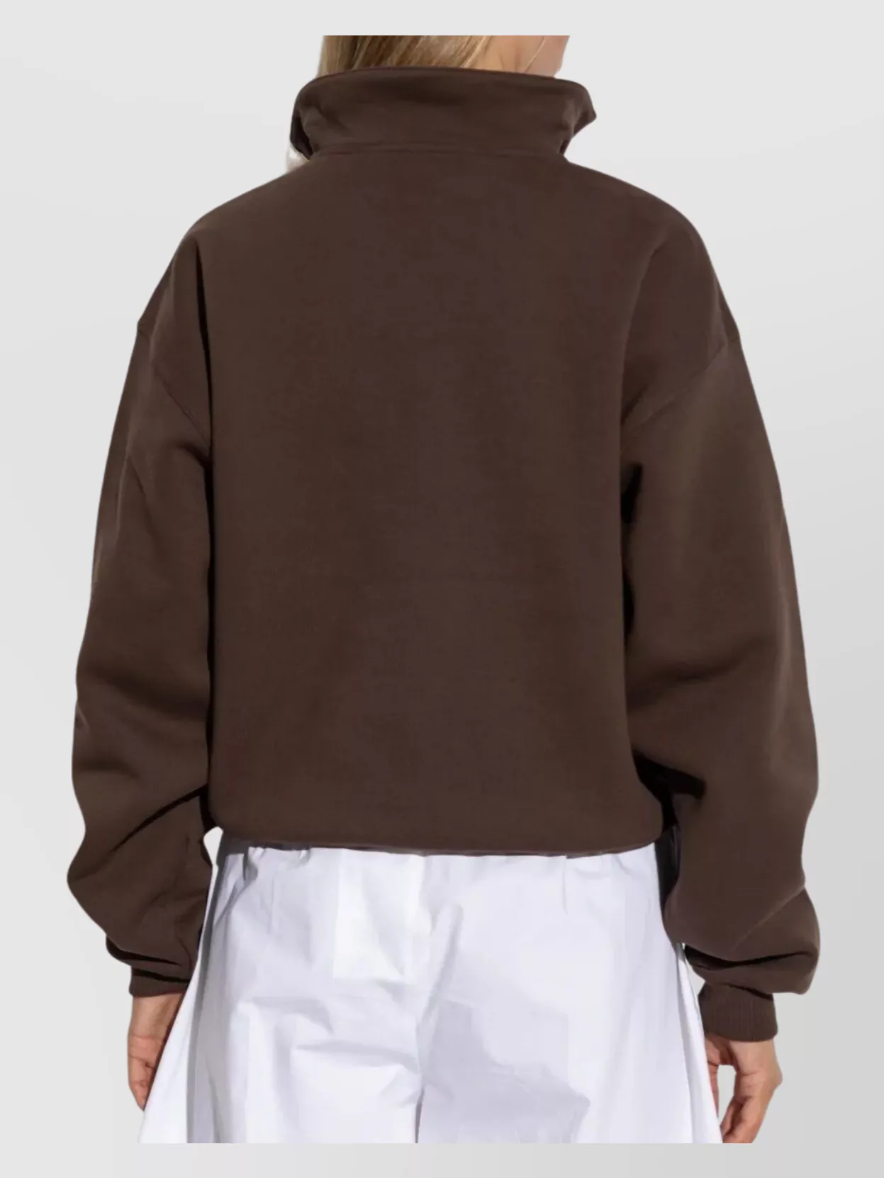 Jacquemus Chunky Ribbed Trucker Sweatshirt With High Neck In Brown