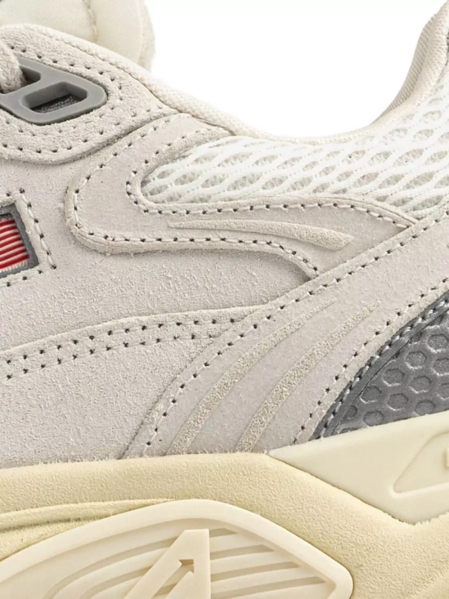 Autry Hyperway Low Top Sneakers Mesh Panels