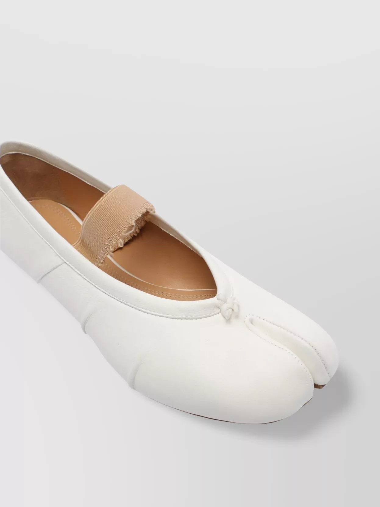 Maison Margiela Split toe leather ballerina shoes | The