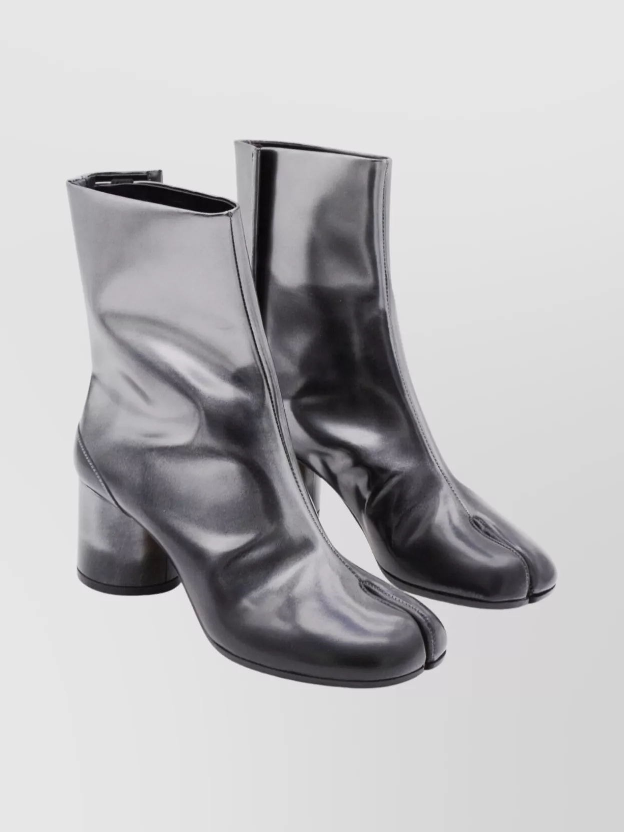 Maison Margiela Stylish Block Heel Ankle Boots In Black