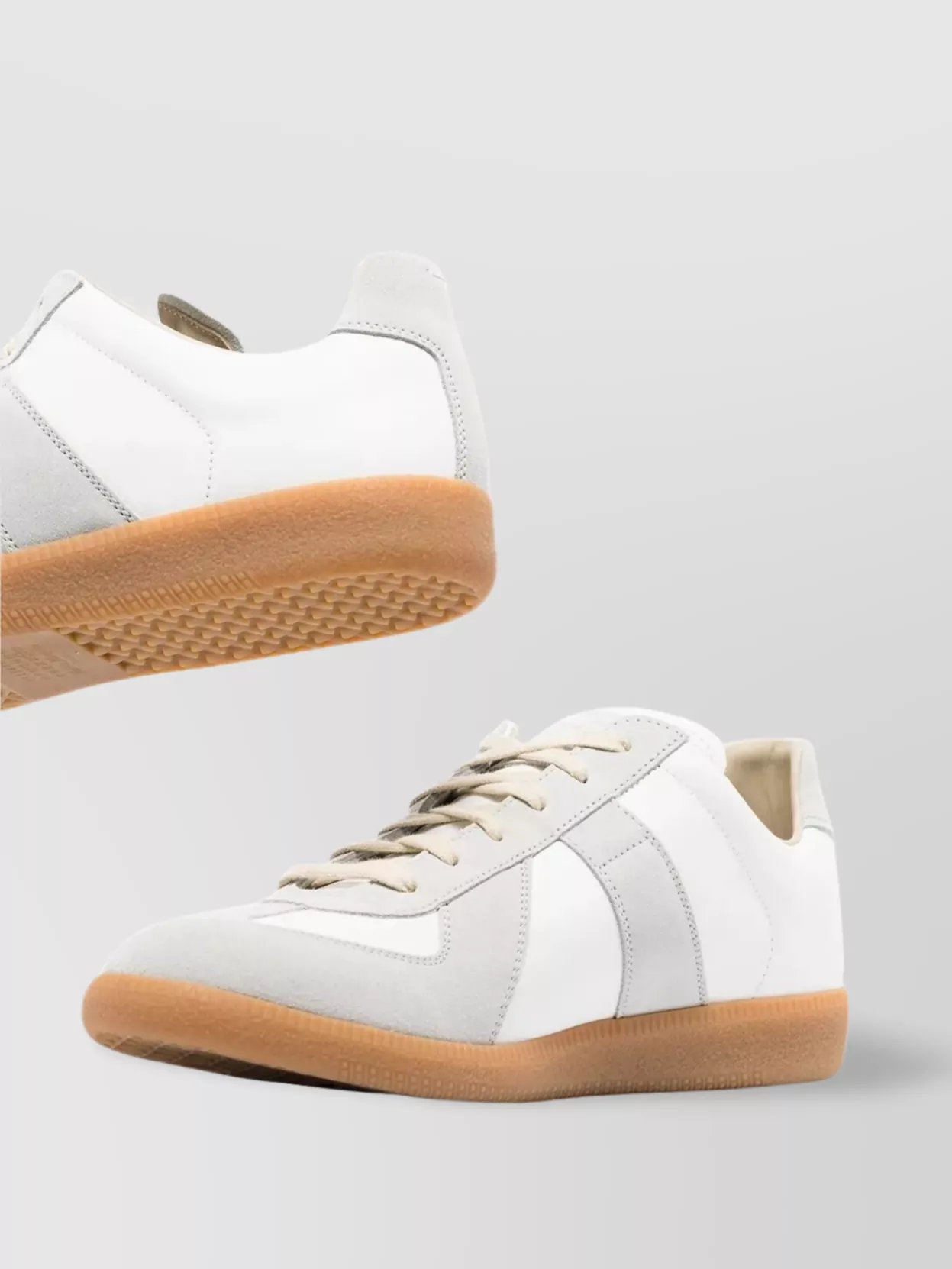 Maison Margiela "Replica" Sneakers Contrast Sole