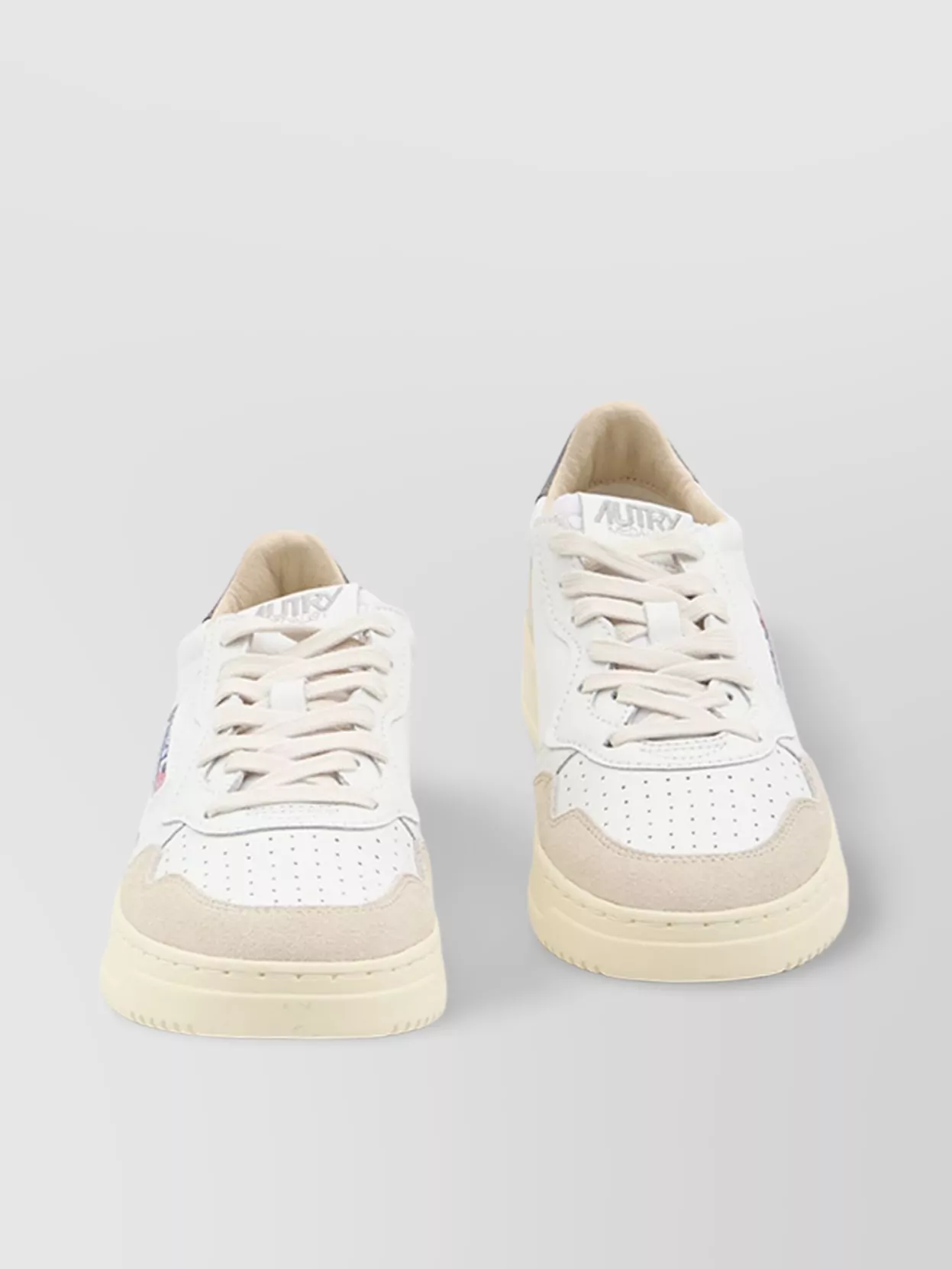 Autry Medalist Low Top Sneakers