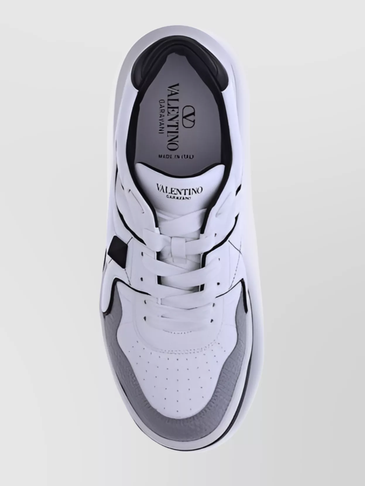 Valentino Garavani One Stud Low-Top Sneakers
