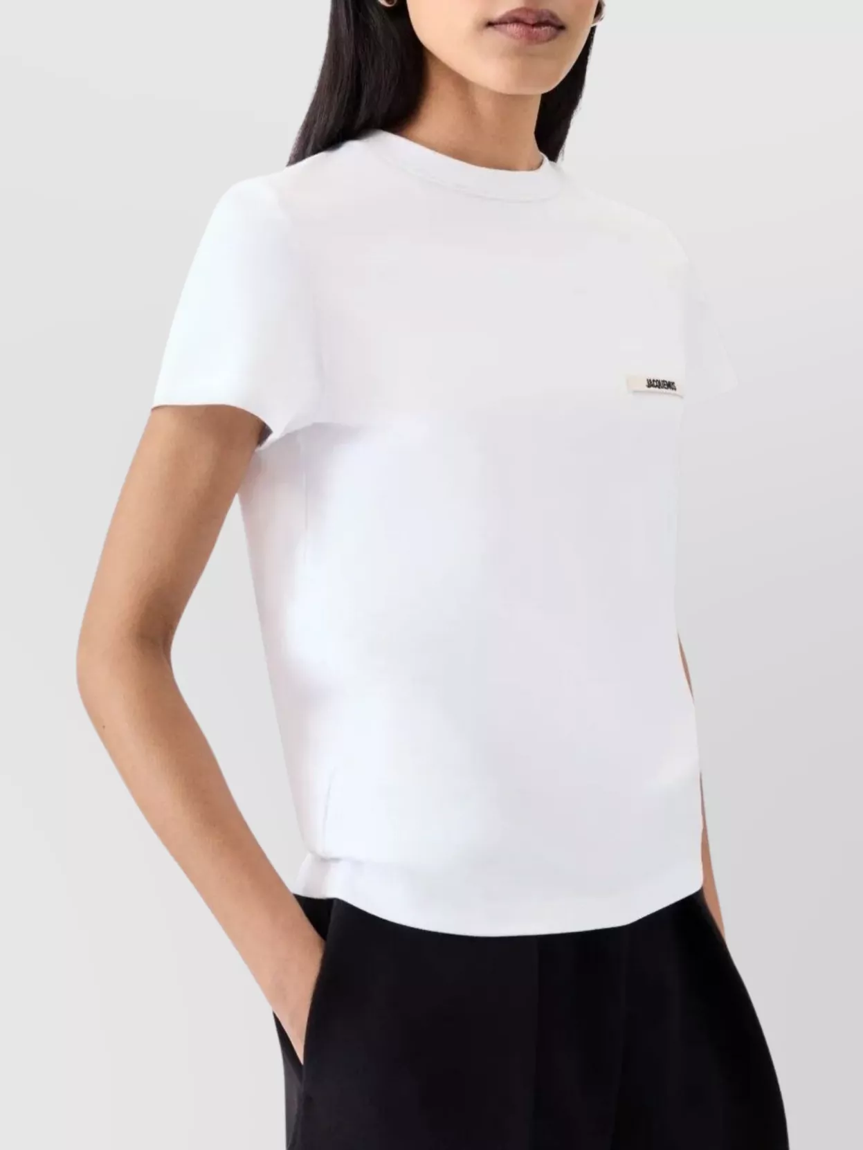 Jacquemus Relaxed-fit Cotton T-shirt With Subtle Logo In White