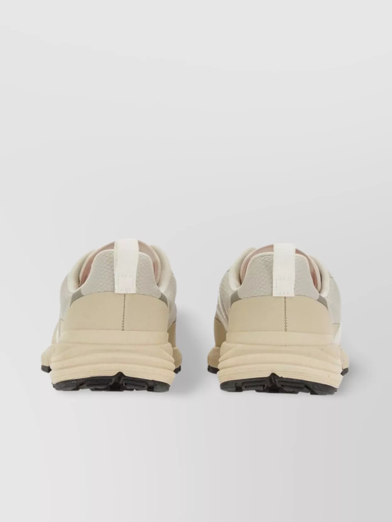 Veja Mesh Upper Low-top Sneaker