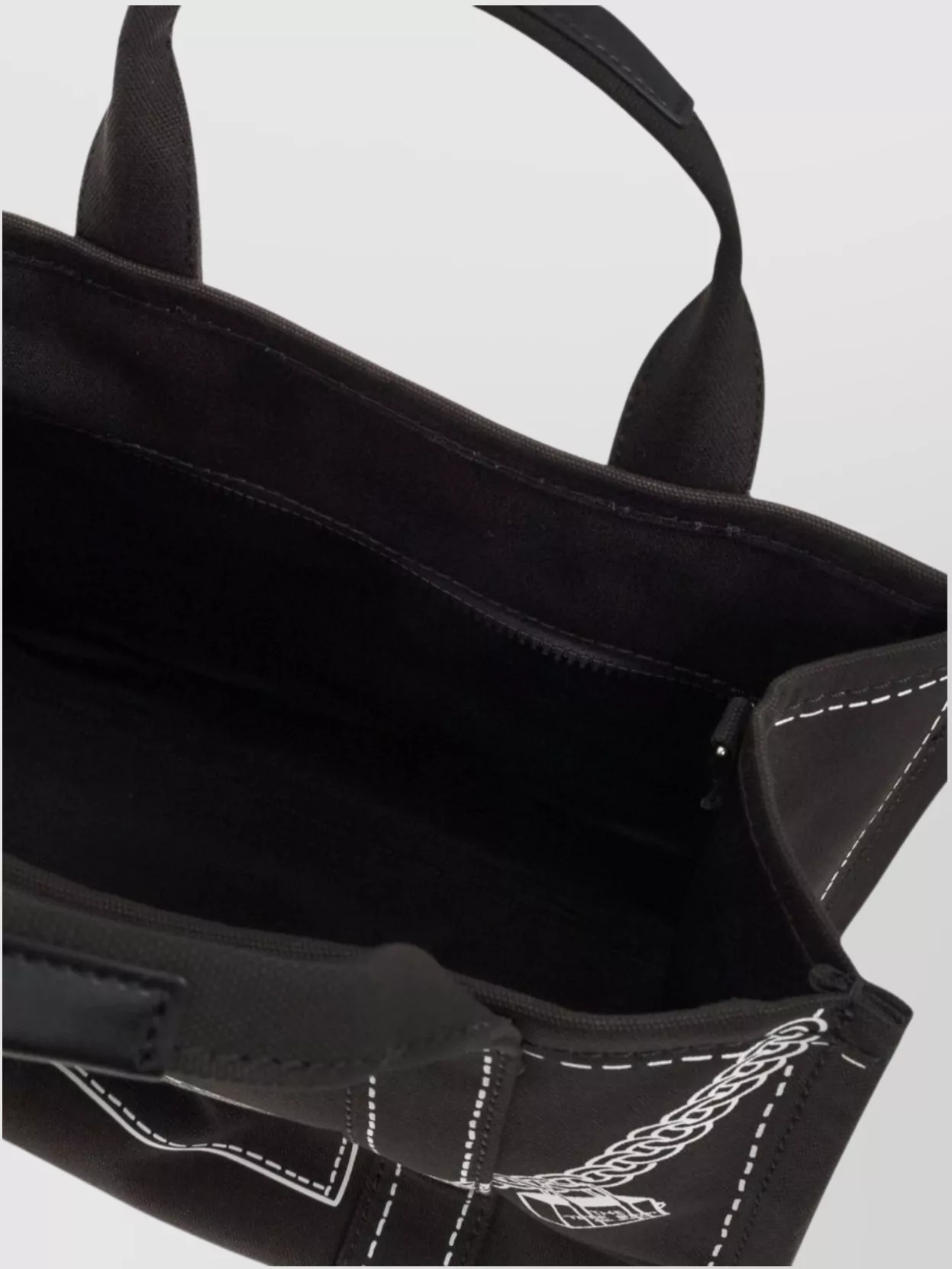 Marc Jacobs Medium Tote Bag Chain Detail