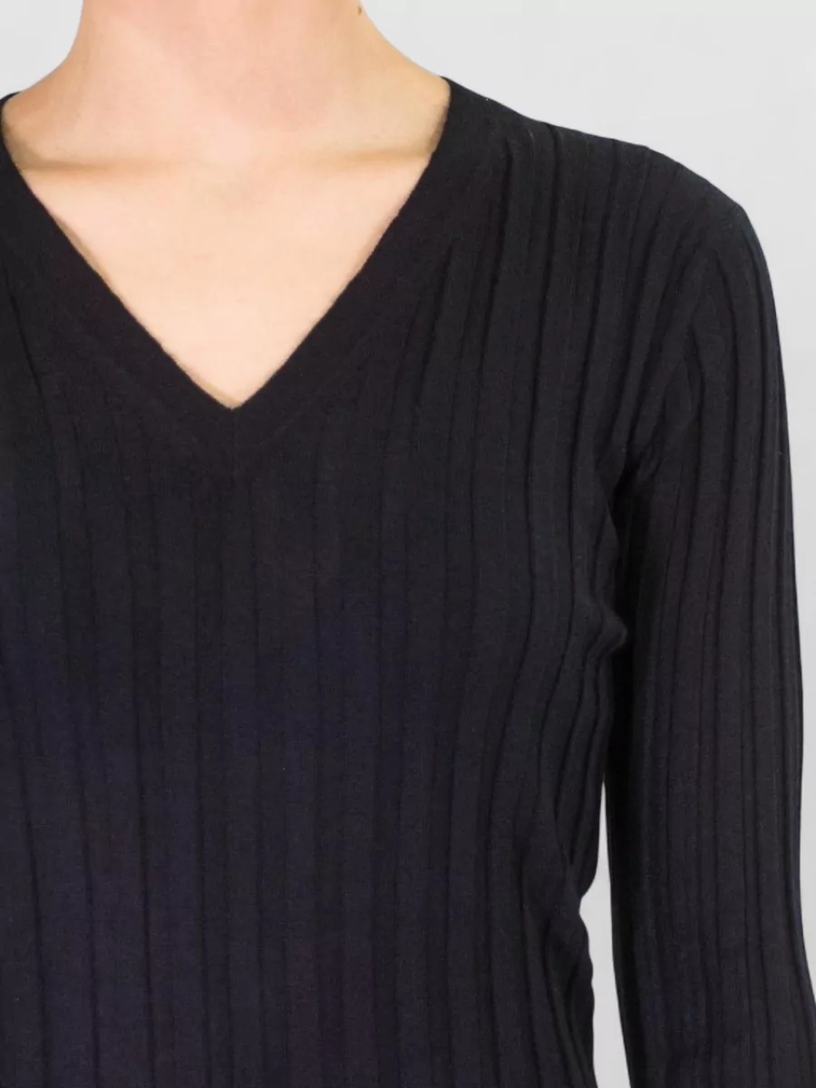 La Rose Cashmere Silk V-Neck Knitted Top