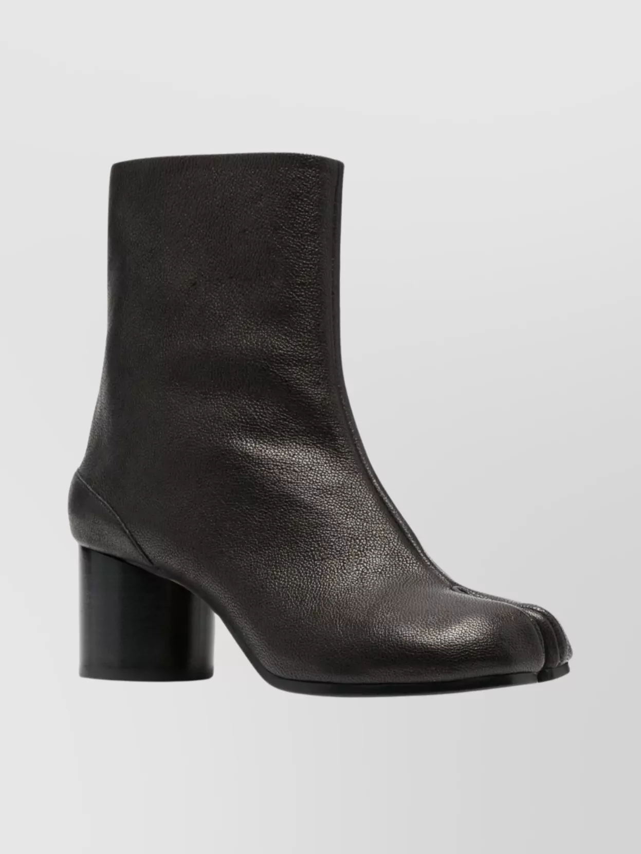 Maison Margiela Ankle Boots With Round Heel And Split Toe In Black