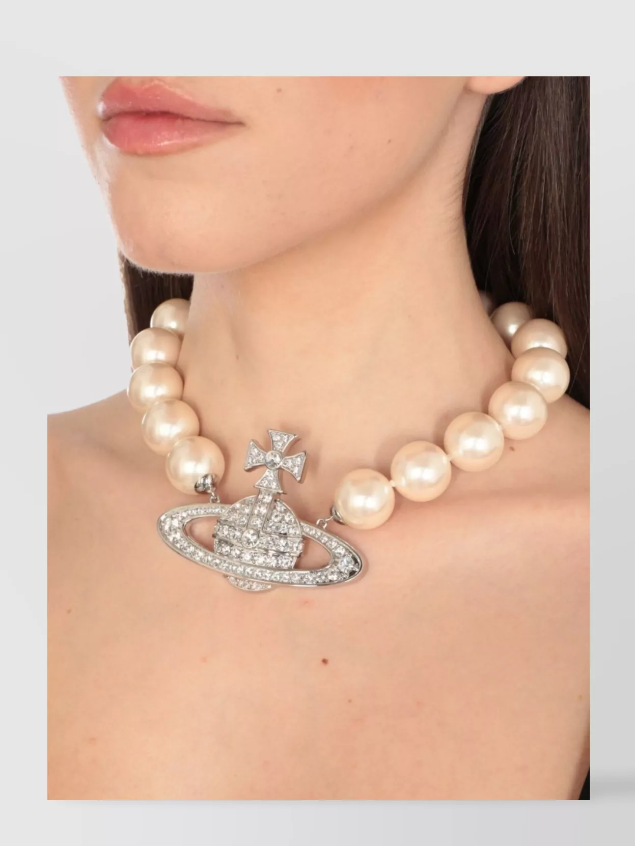 Vivienne Westwood Orb Pendant Crystal Pearl Necklace