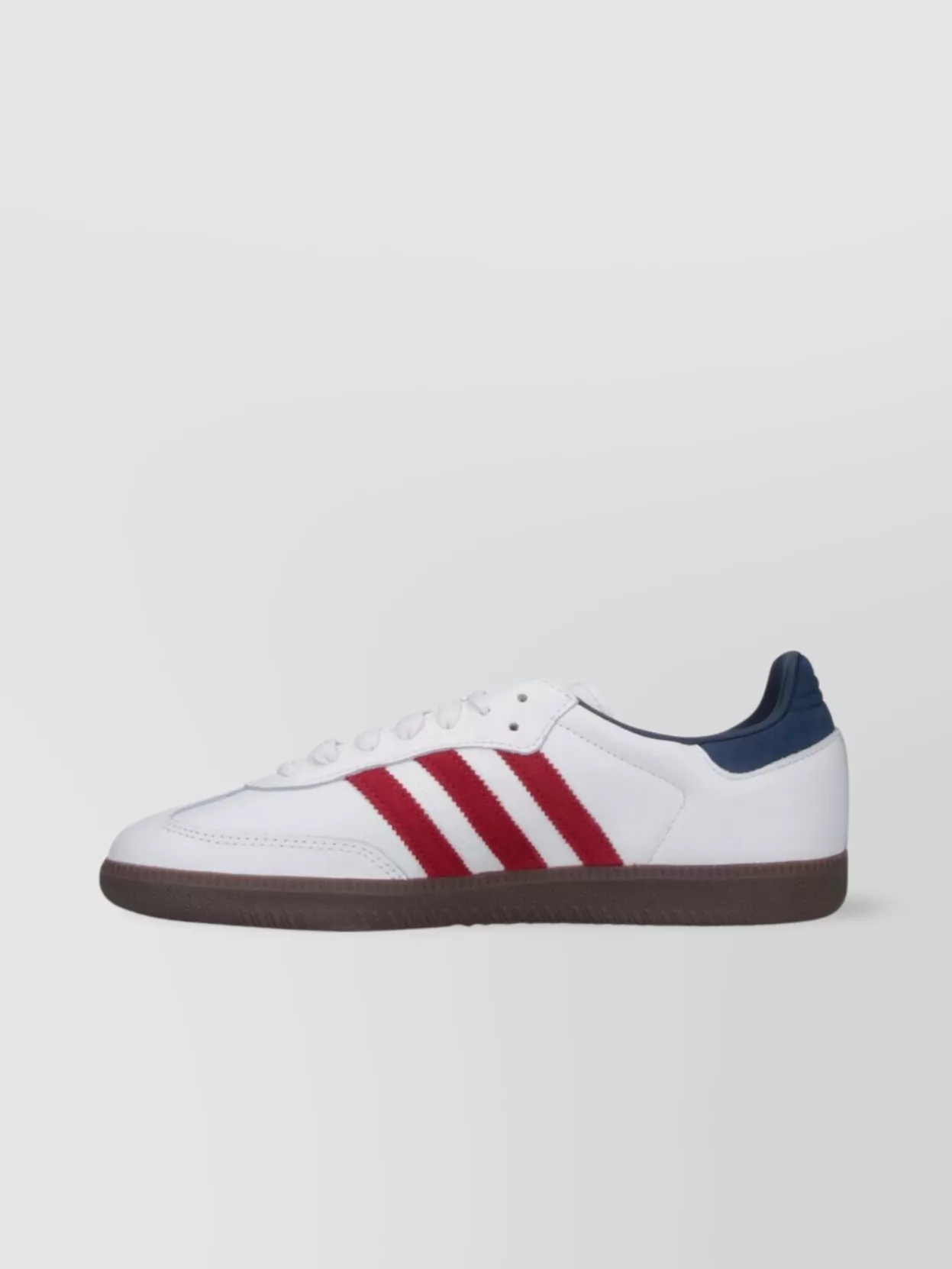 Adidas Low Top Sneakers With Contrast Heel Tab