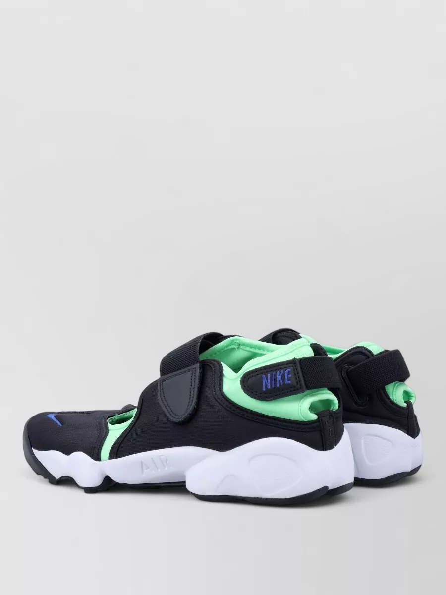 Nike Textile Split-Toe Sandals