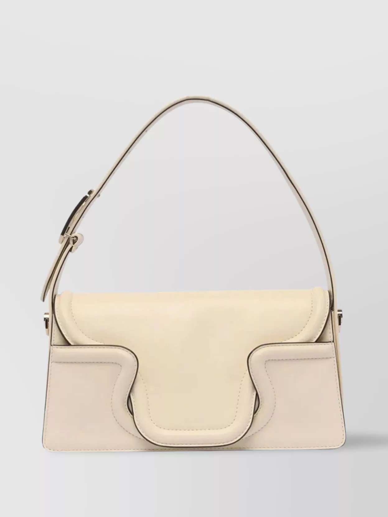 Valentino Garavani Small shoulder bag ohval | The Fashion Square