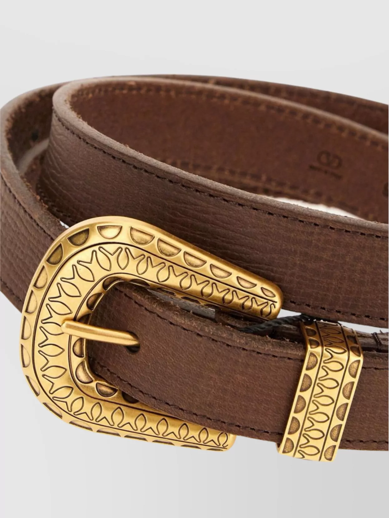 Valentino Garavani Leather Belt With Adjustable Length And Gold-Tone Buckle