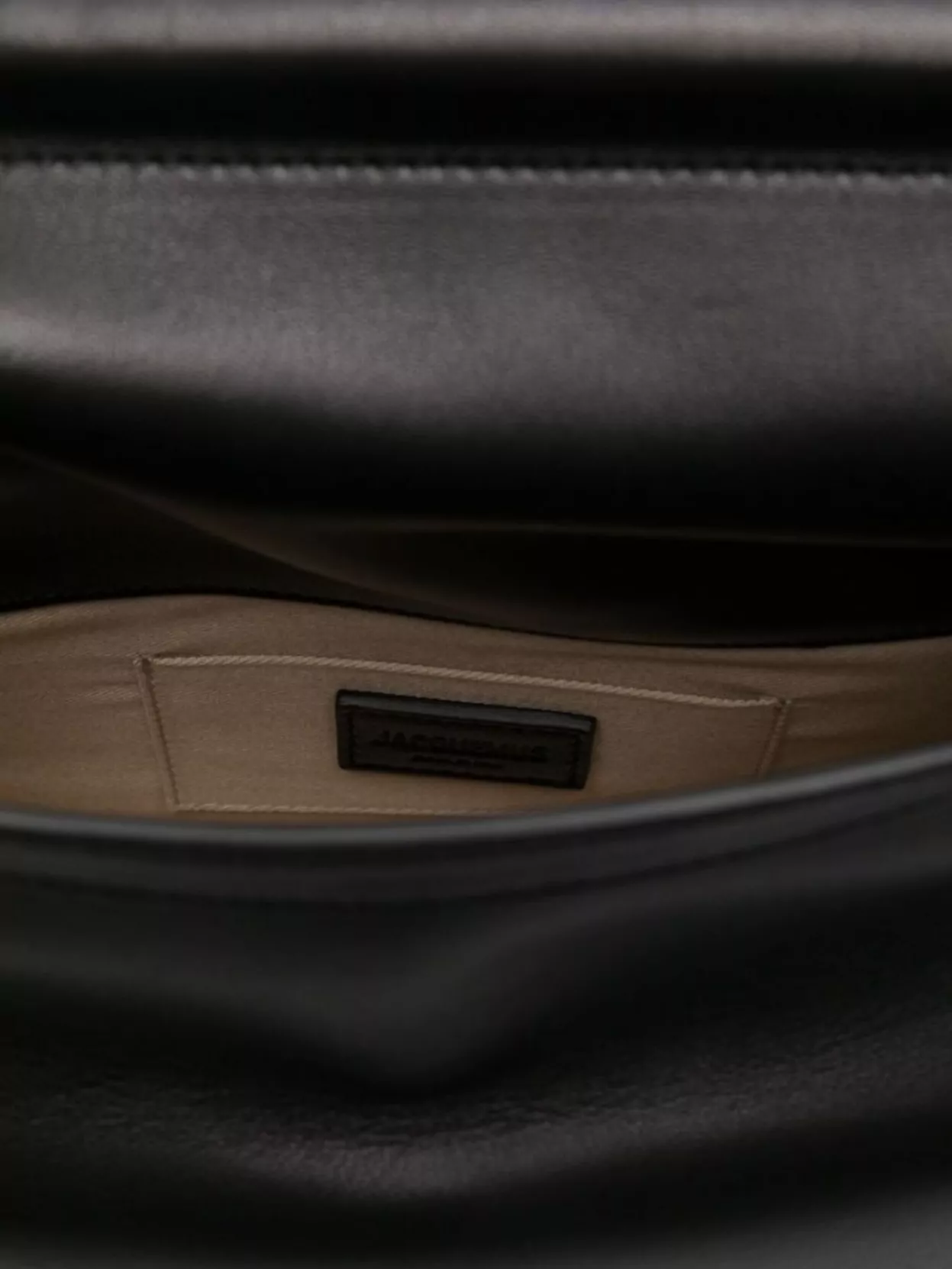 Jacquemus Chic Handle Clutch Bag