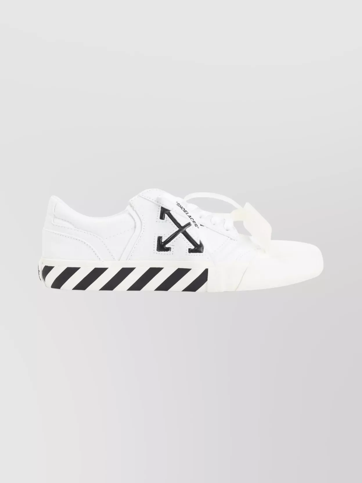 Off-White Low-Top Sneakers Striped Sole