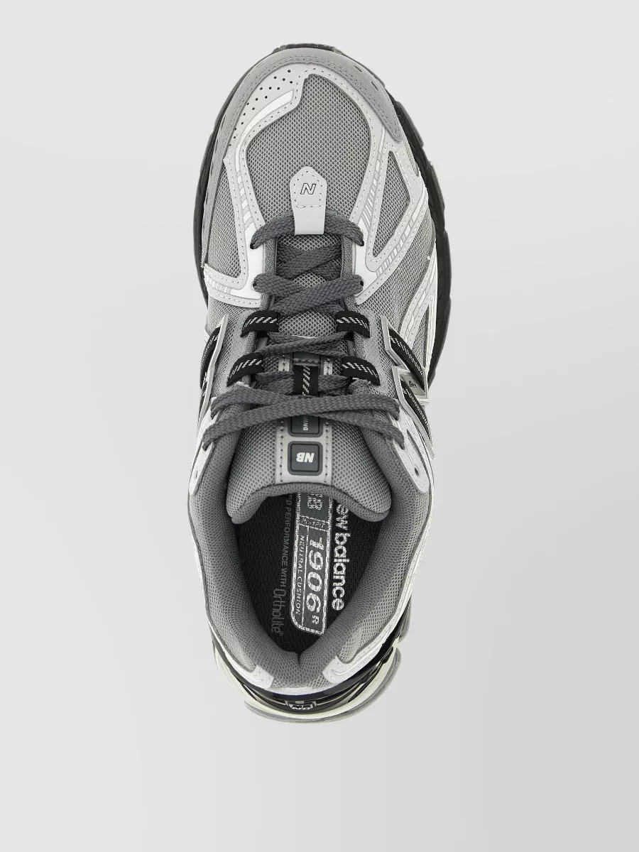 New Balance Low-Top Sneakers