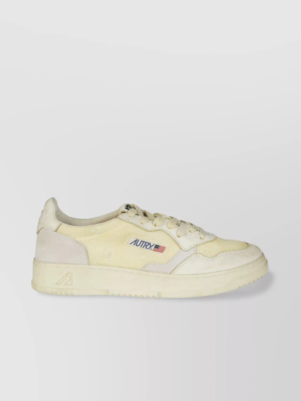 Autry Low Vint Round Toe Sneakers