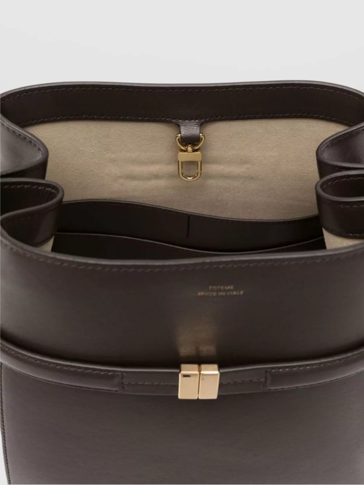 Totême Bucket Bag Leather Strap Belted