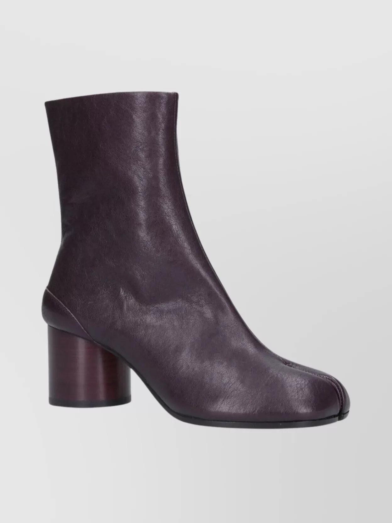 Maison Margiela Stylish Leather Ankle Boots With Chunky Heel
