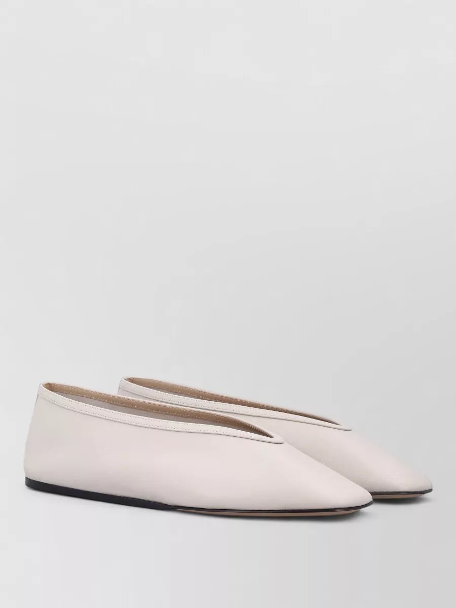 Le Monde Beryl Leather Ballerina Shoes