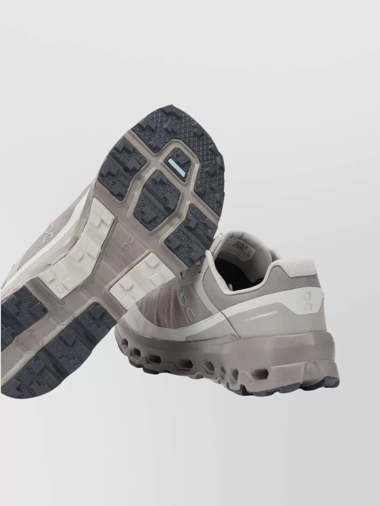 On Running Casual Sneakers And Slip-On Footwear