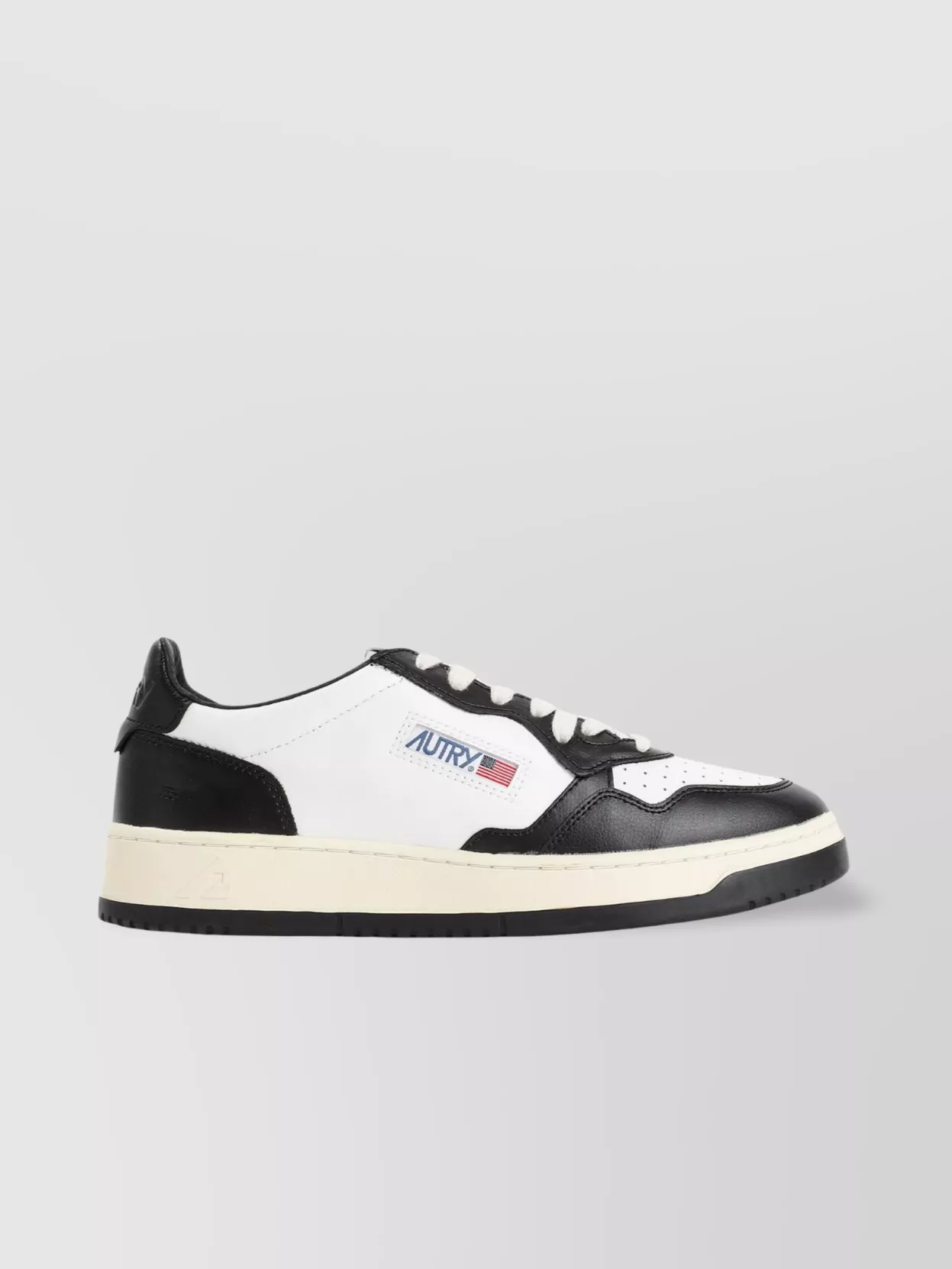 Autry Medalist Bicolor Leather Sneakers