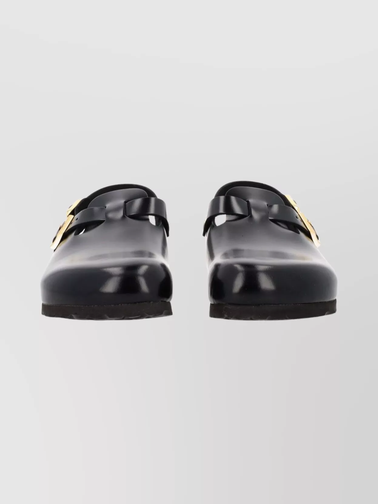 Birkenstock Stylish Sandals Featuring Buckle Accents