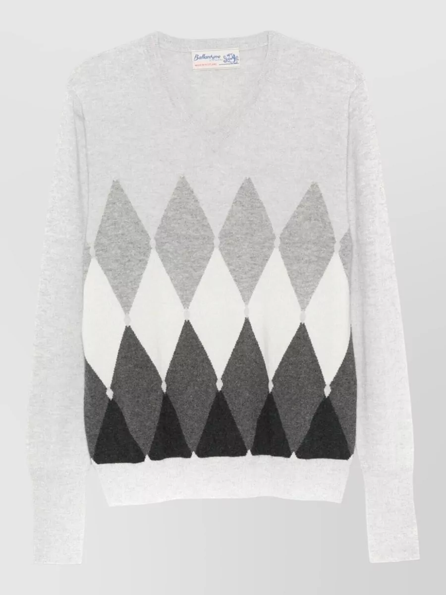 Ballantyne Cashmere V-Neck Jumper