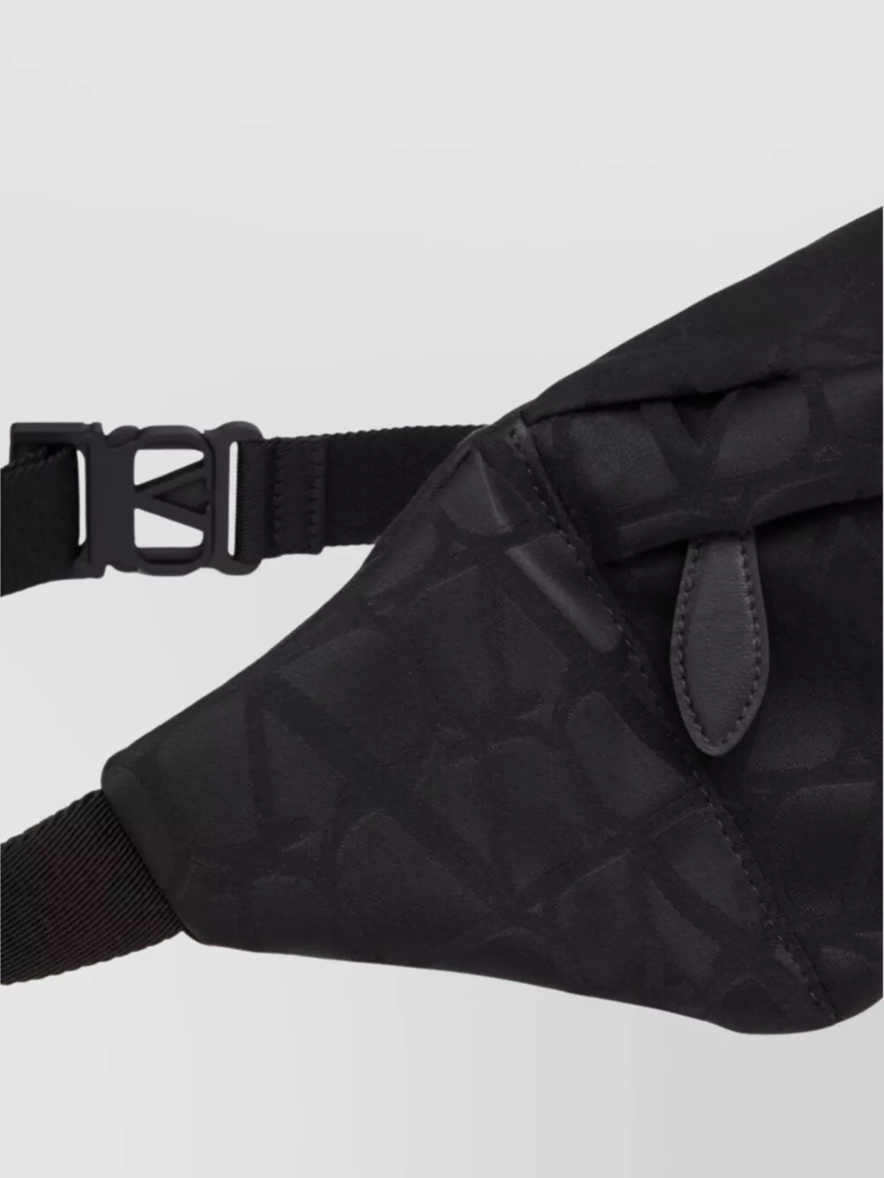 Valentino Garavani Iconographe Belt Bag