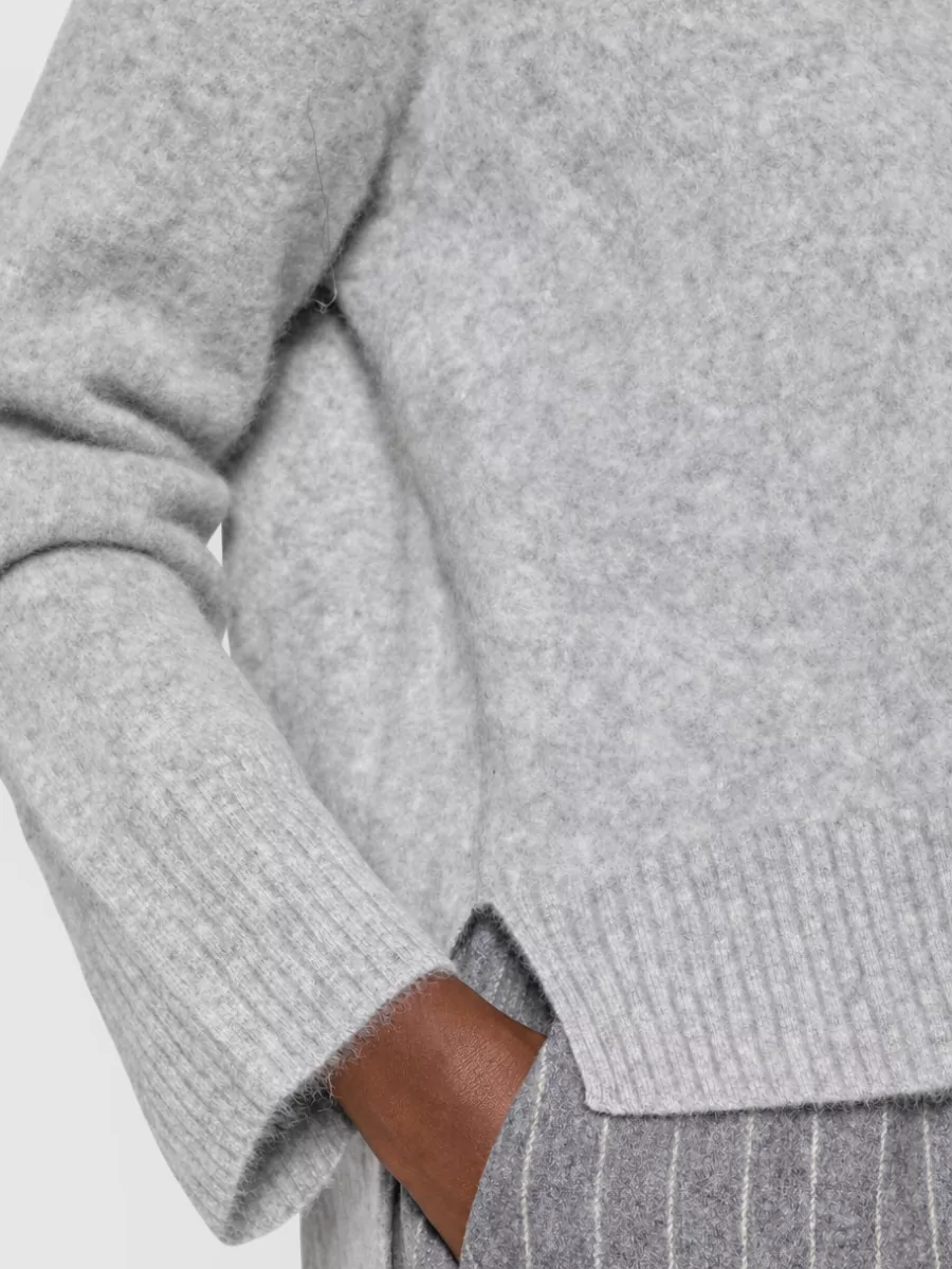 Ct Plage Ribbed Wool V-Neck Jumper