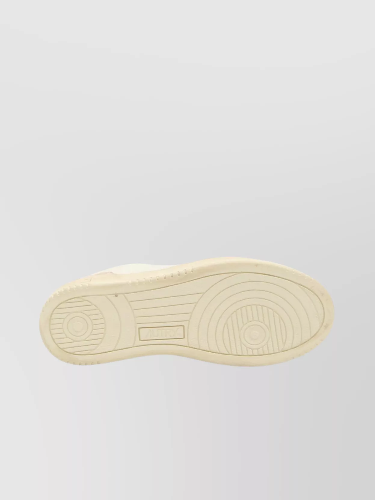 Autry Vintage Low-top Leather Sneakers