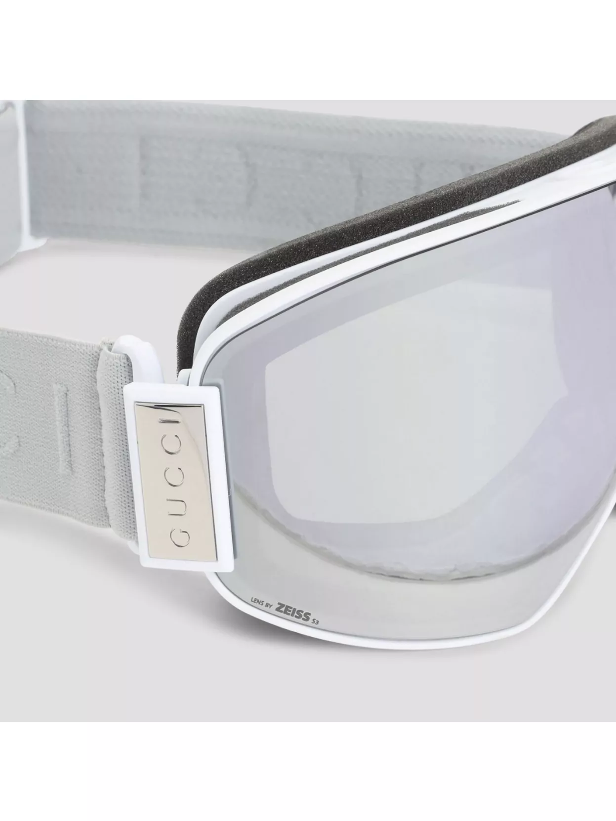 Gucci Stylish Sunglasses With Adjustable Strap And Wide Lens