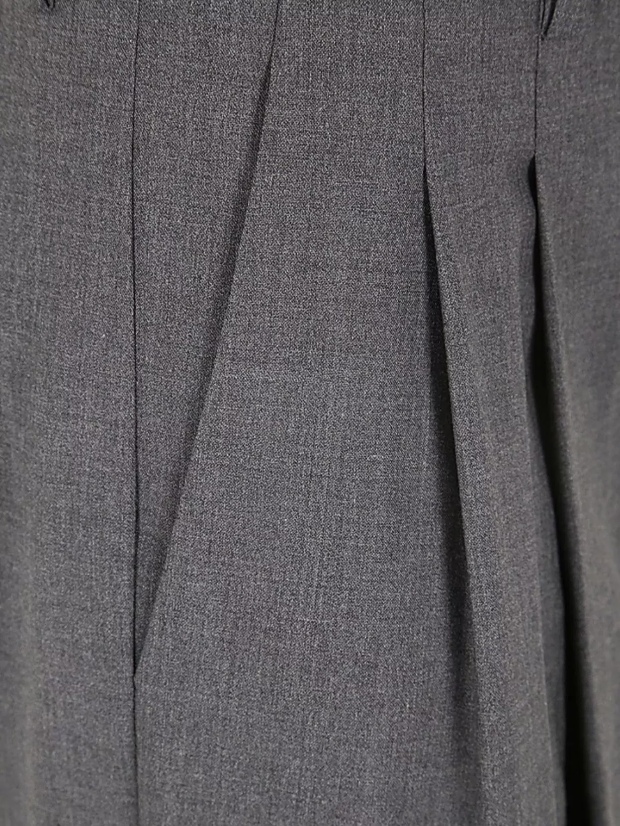 Theory Pleated Belt Loop Buttoned Back Trousers In Blue