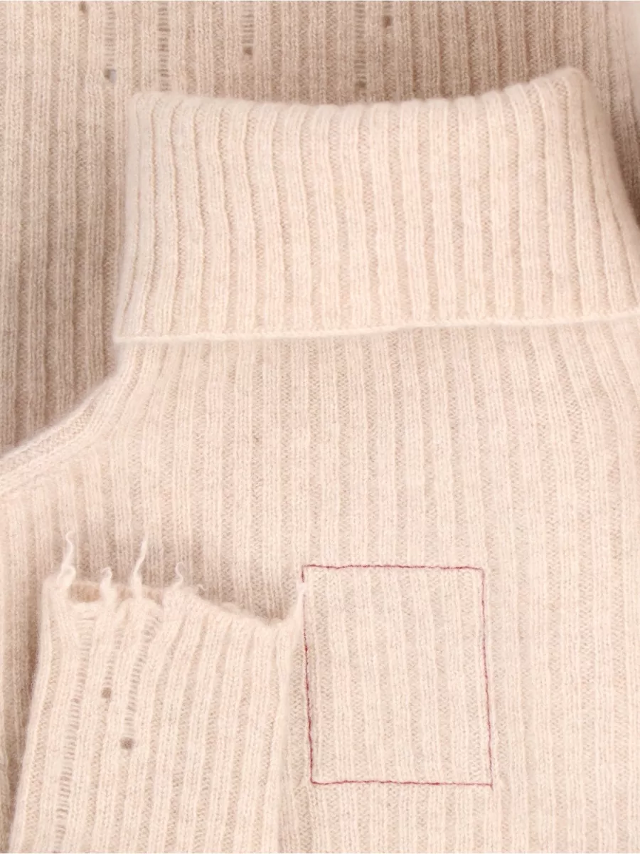 Uma Wang Cashmere Ribbed Turtleneck Sweater