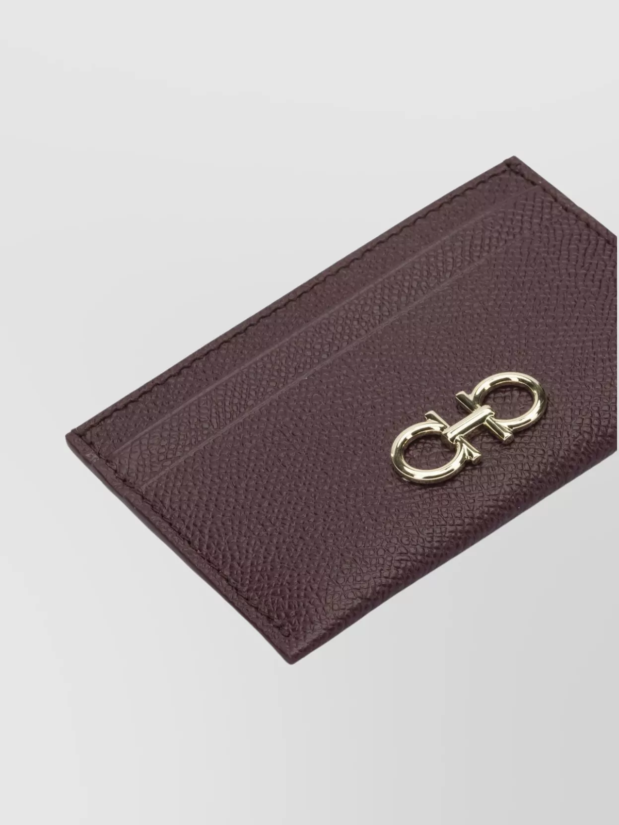 Ferragamo Textured Wallets And Card Holders Collection