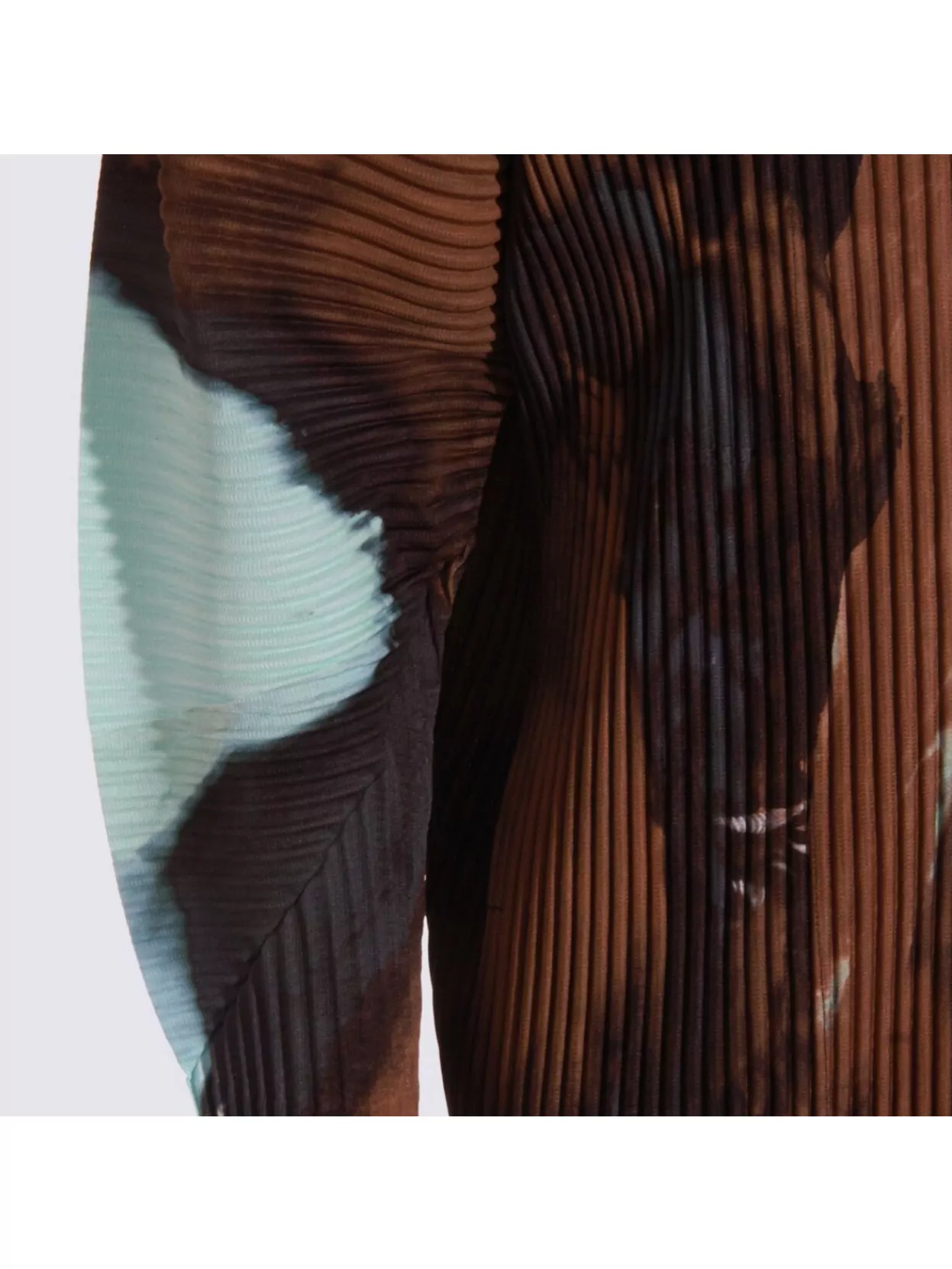 Homme Plisse Issey Miyake Long Sleeve Abstract Pattern Pleated Jacket