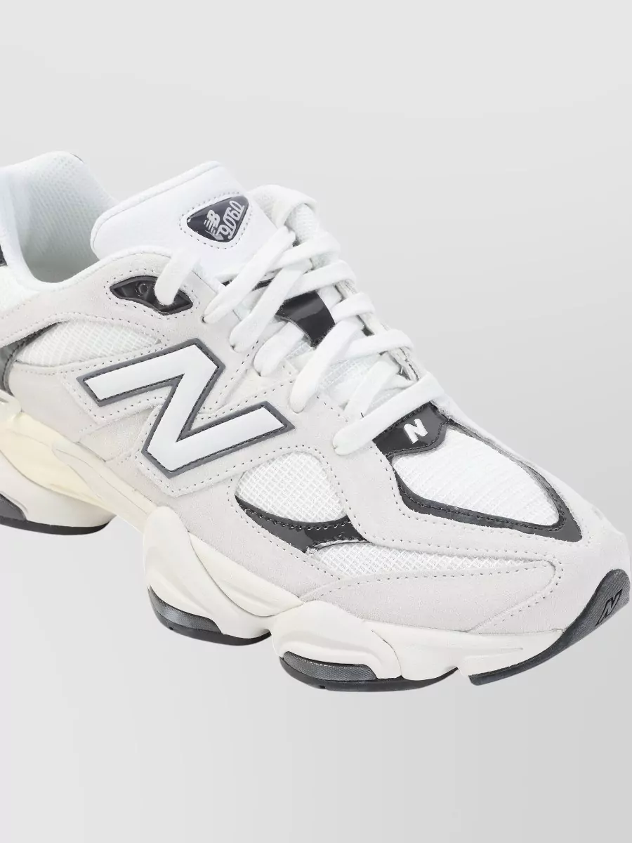 New Balance Low-Top Sneakers