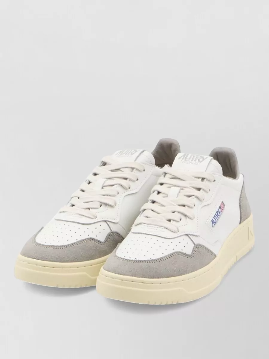 Autry Medialist Low Sneakers Contrast Panels Rubber