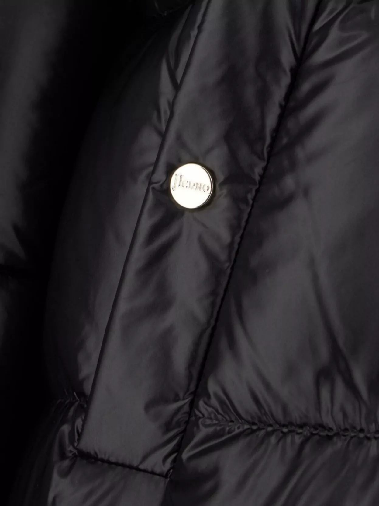 Herno Long Quilted Down Jacket With Hood And Buttons In Black