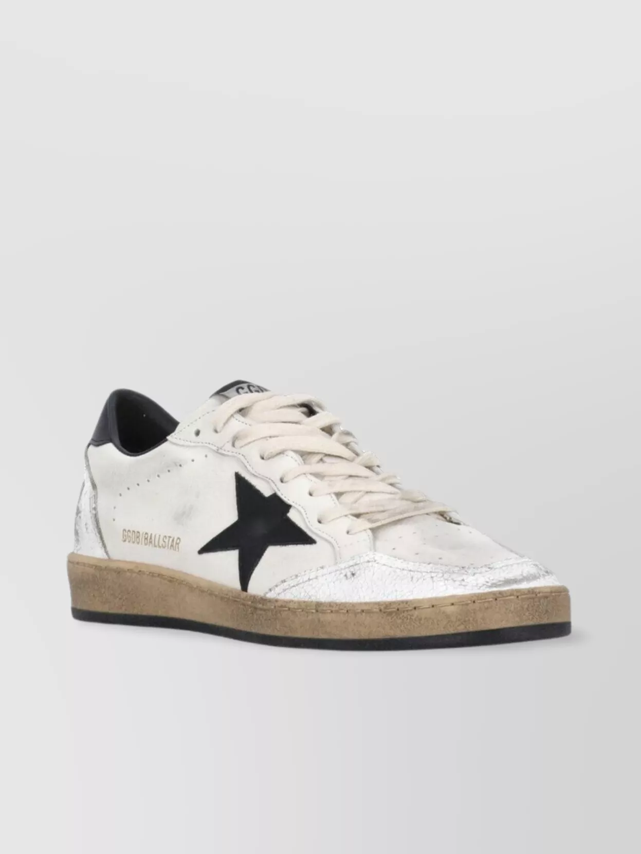 Golden Goose Low Top Leather Sneakers With Used Effect