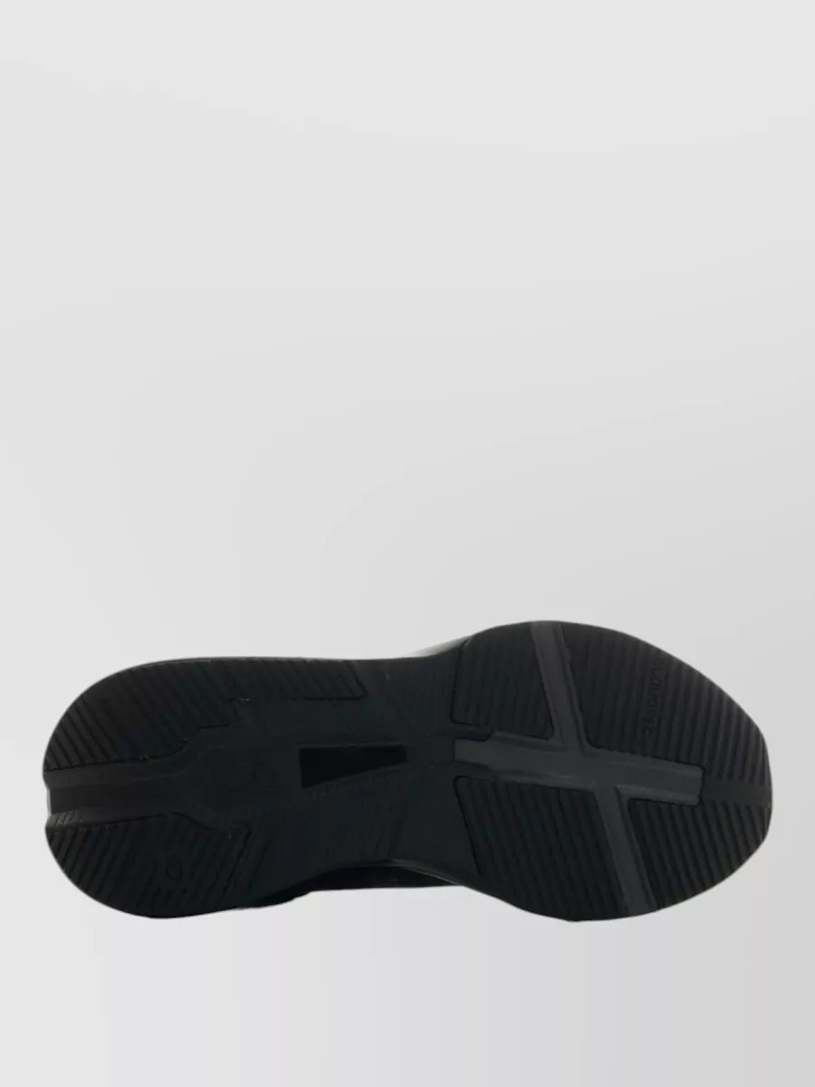 On Running Lace Up Shoes Mesh Panels Pull Tab