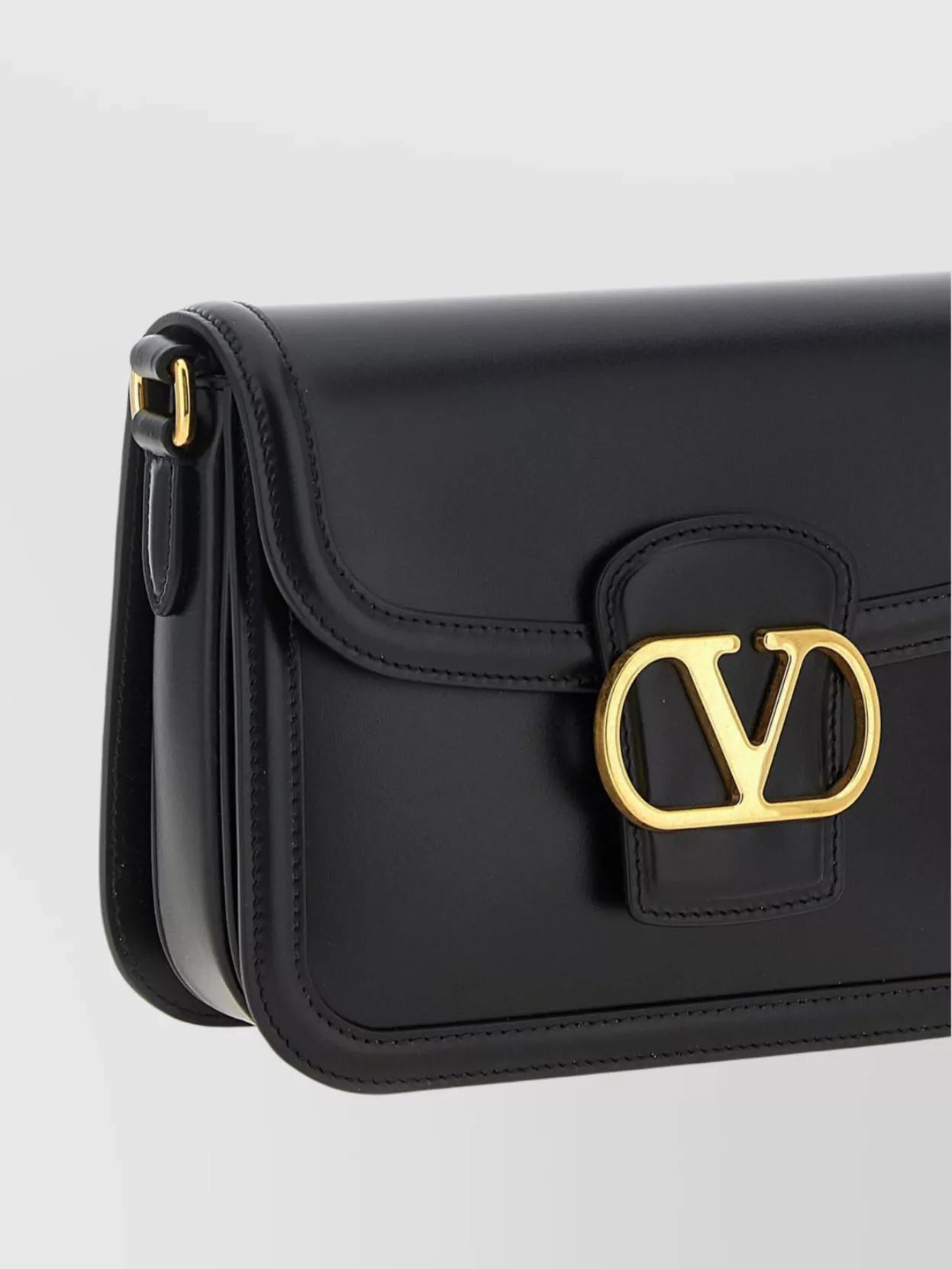 ショルダーバッグ・ポシェット VALENTINO Valentino Garavani 9TO5 Small Shoulder Bag Valentino Garavani 9to5 Smooth Calfskin Shoulder Bag for
