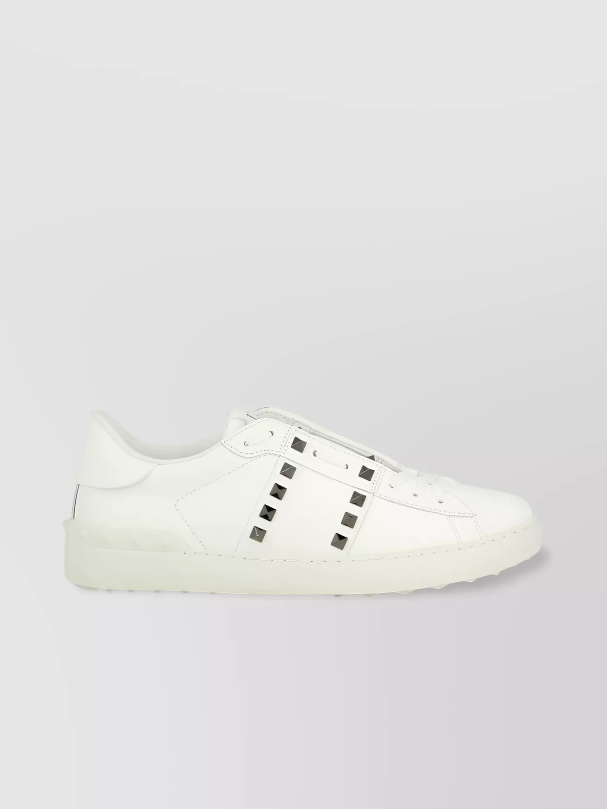 Valentino Garavani Modern Round Toe Sneakers In White
