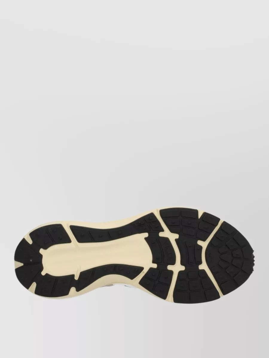 Veja Modern Mesh Sneakers Rubber Sole In White