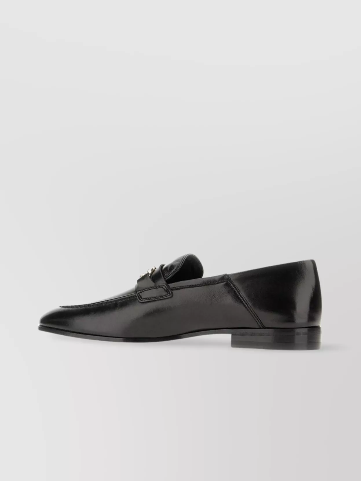 Ferragamo Loafers Leather Metal Hardware Detail