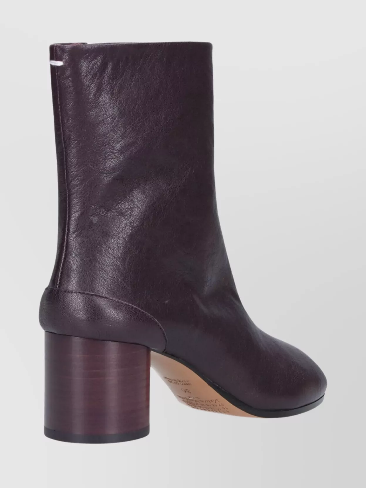 Maison Margiela Stylish Leather Ankle Boots With Chunky Heel